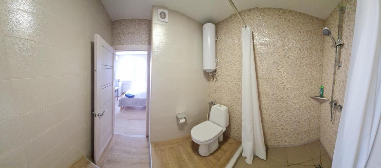 Apartments Swan Lake Киев Экстерьер фото